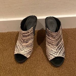 Vince wedge open toe size 71/2